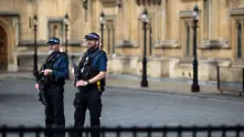 Задържаният за нападението с кола в Лондон остава в ареста до понеделник