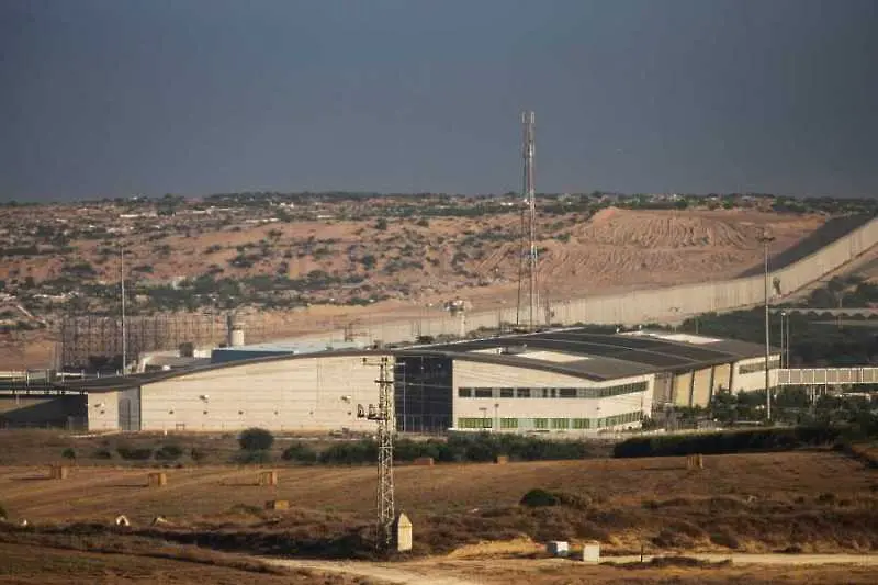 Израел отвори контролно-пропускателния пункт на границата с ивицата Газа