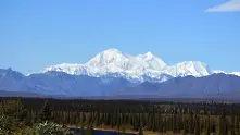 Силно земетресение удари Аляска