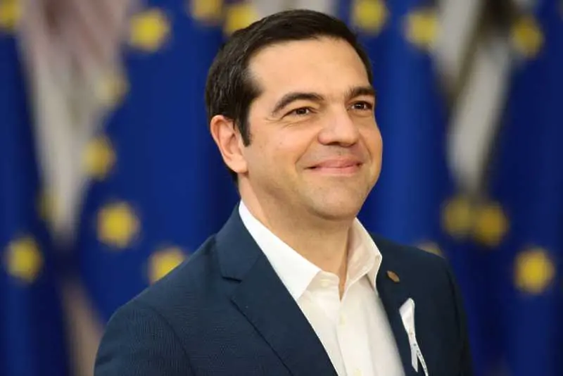 Гърция намалява данъците?