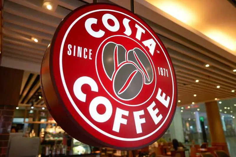 Coca-Cola купува веригата Costa