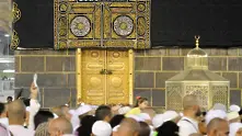 Два милиона души се стекоха в Мека за годишното поклонение