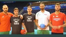 Съчетание с топка във видео поздрав на волейболните национали към златните момичета