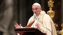 Папата сравни аборта с наемно убийство