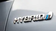 Toyota изтегля 2,4 милиона хибридни коли в цял свят