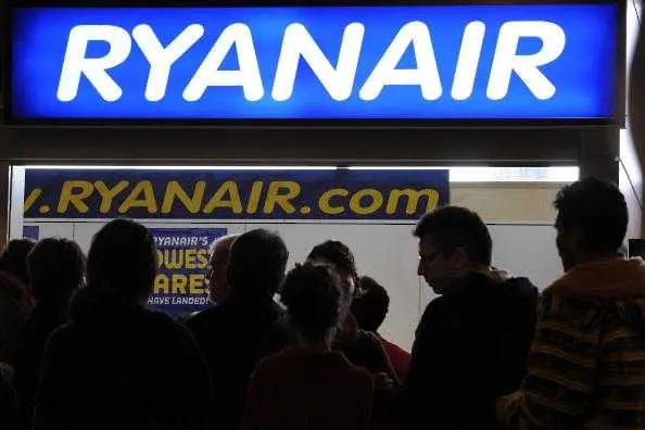 Франция арестува самолет на Ryanair