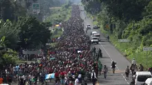 Хондурас и Гватемала искат да спрат наплива на мигранти към САЩ