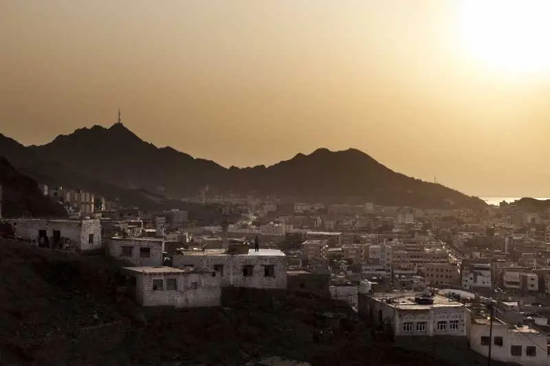 Надежда за мир в Йемен. Бунтовниците прекратяват ударите срещу Саудитска Арабия, ОАЕ и йеменските им съюзници
