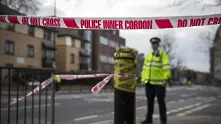 Обезвредиха две самоделни взривни устройства в апартамент в Лондон