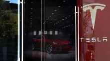 Model 3 на Tesla настъпва към Европа