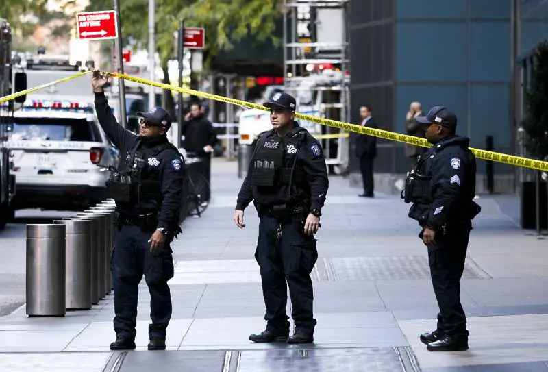  Евакуираха сградата на CNN в Ню Йорк заради бомбена заплаха. Сигналът е бил фалшив