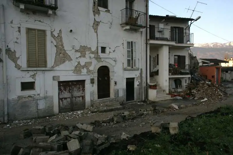 Италия отпуска 10 млн. евро за щетите от земетресението в района на вулкана Етна