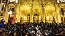 Всичко, което унгарците искат за Коледа, е демокрация