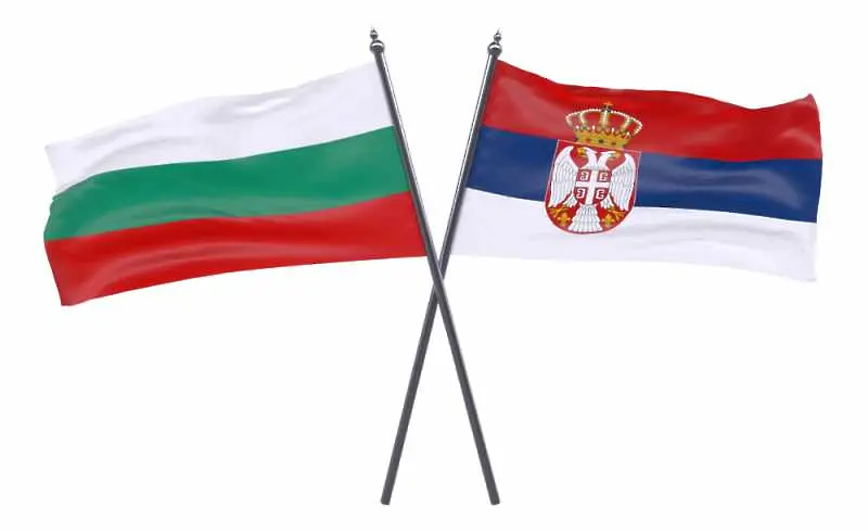 Сръбските власти върнаха микробус с подаръци за българските деца в Босилеград