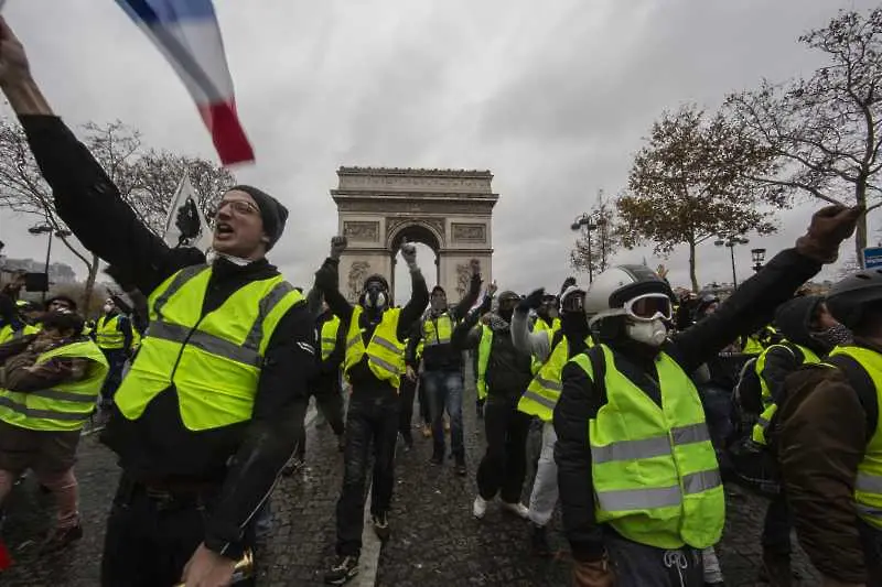 Френските жълти жилетки ще представят листа от кандидати за евроизборите