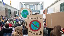 Близо 70 000 души протестираха в Брюксел с искания за повече действия в защита на климата