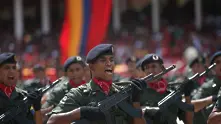 В каква посока ще завие венецуелската криза, разсъждават руски медии
