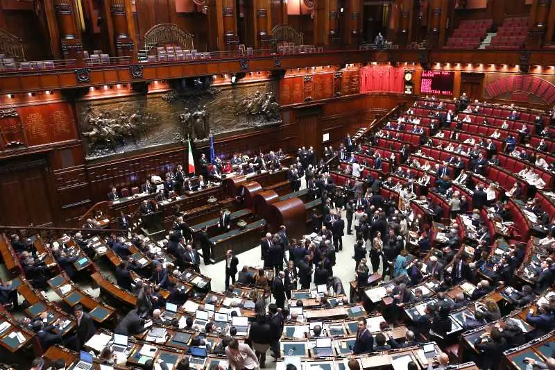 Италианските граждани ще могат да предлагат закони в парламента