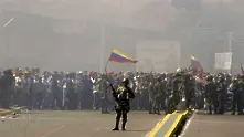 Гардиън: САЩ изглеждат все по-изолирани, след като съюзниците им се обявиха против военна намеса във Венецуела 