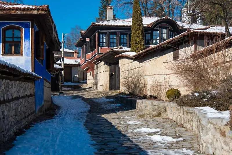 Времето: Слънцето ще ни радва и днес