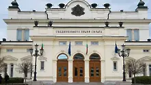 Минаваме изцяло на машинно гласуване след изборите през 2019 г. Правната комисия го реши извънредно 