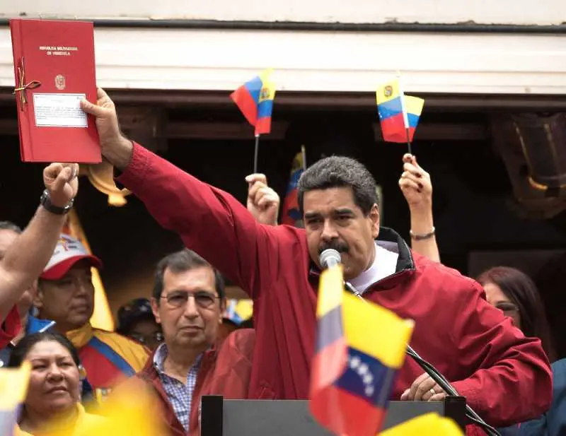 Мадуро ще депортира журналистите, които по-рано бяха задържани за неудобни въпроси