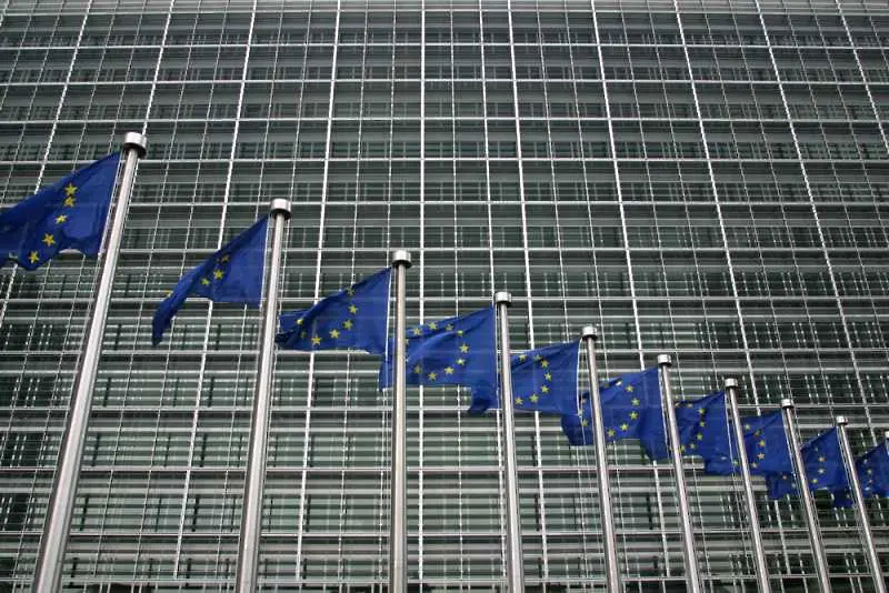 Еврокомисията ни взе на мушка - 6 решения с последни предупреждения днес   
