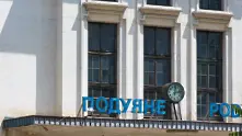 Ремонт на три железопътни гари започва в София