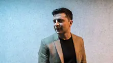Дебат-шоу: Зеленски кани Порошенко на словесна битка на най-големия стадион в Украйна