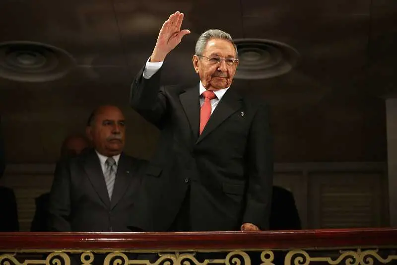 Раул Кастро предупреди кубинците да очакват недостиг на стоки