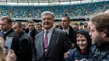 Ще остане ли Порошенко президент на Украйна, питат руските издания