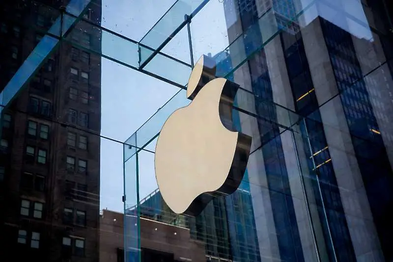  Apple отчете 17-процентов спад в продажбите на iPhone