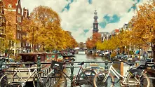 Товарни контейнери, предлагани като апартаменти, вбесяват Амстердам