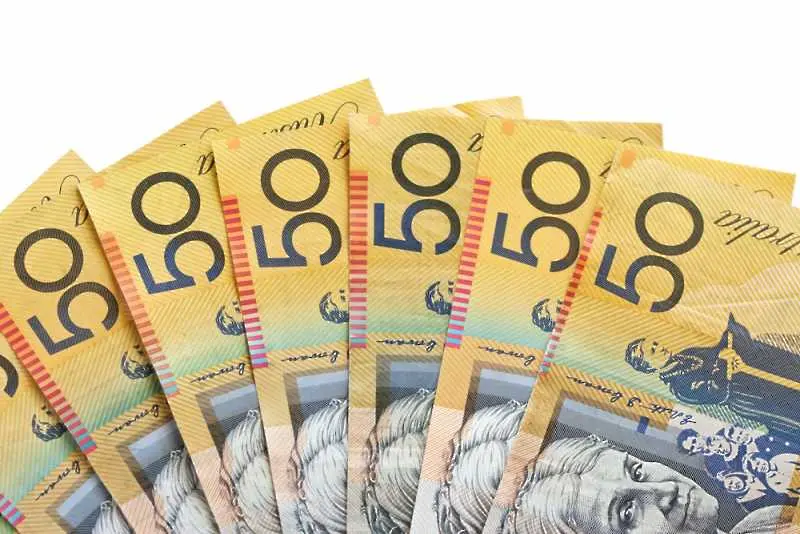 Милиони австралийски банкноти се оказаха с печатна грешка