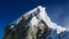 Еверест погреба 11-та жертва от началото на годината