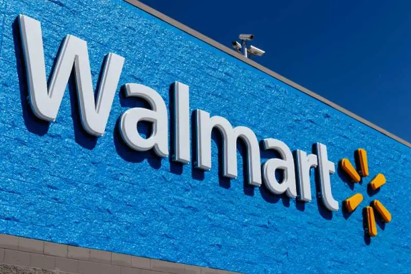 Walmart с нова услуга – да доставя и подрежда покупките в хладилника на клиента
