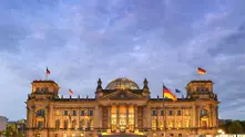 Коалицията в Германия остава обединена