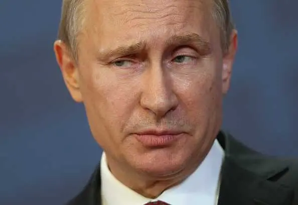 Путин и Макрон се чуха по телефона. Обсъдили Украйна и иранската ядрена сделка