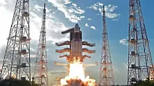 Индия стартира втора мисия до Луната (видео) 