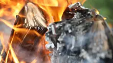3000 тома книги изгоряха при пожар в читалище край Кюстендил