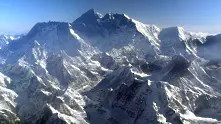Първият човек, спуснал се със ски от Еверест, загина при нелеп инцидент
