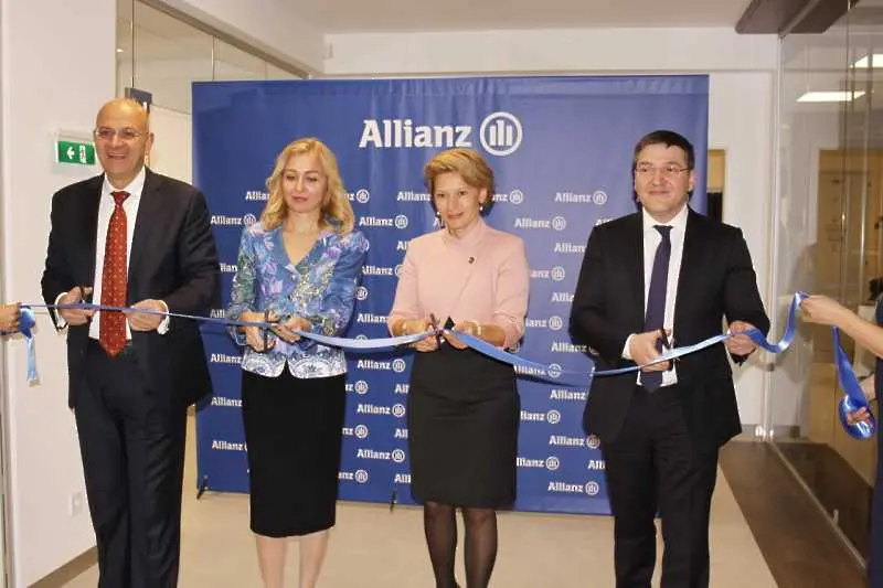 Офиси от нов тип въвежда Алианц Банк България 