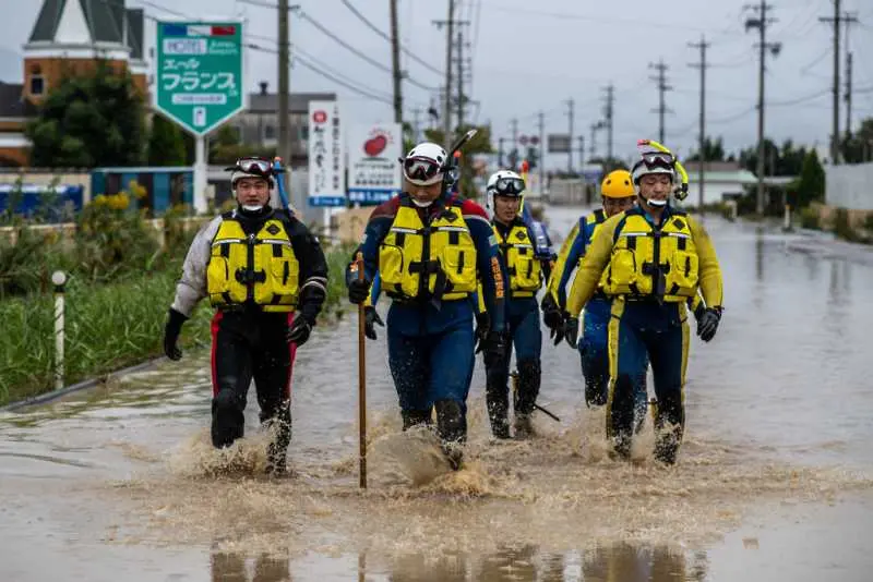 Седемдесет станаха жертвите на тайфуна Хагибис в Япония
