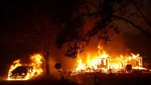 Шварценегер и Леброн Джеймс бягат от пожарите в Калифорния