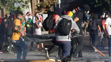 Силно земетресение разлюля Чили по време на антиправителствените протести в Сантяго