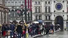 Извънредно бедствено положение в Италия заради наводнения във Венеция