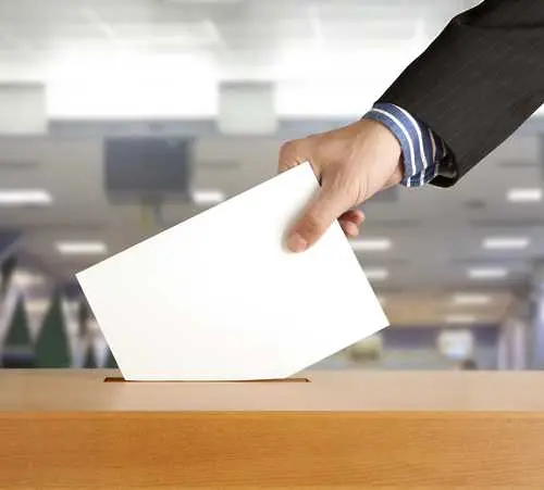 ЦИК обяви окончателните резултати от изборите, 44 % са гласували преференциално