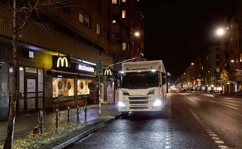 Чисто и безшумно в Стокхолм вече снабдяват магазините през нощта