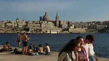 ЕК търси отговори от Малта за рисковете около „златните паспорти“