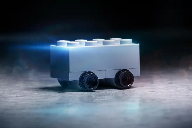Pepsi и Lego се шегуват с пикапа на Tesla